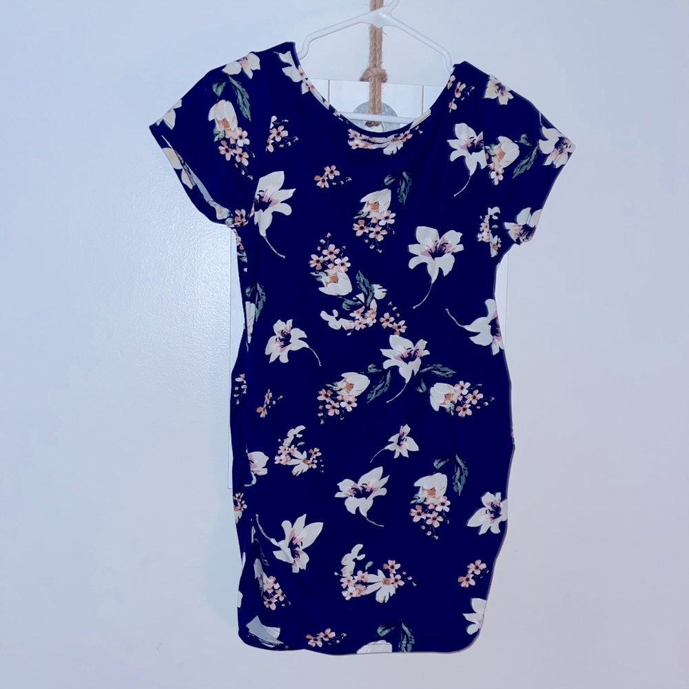 Loveappella maternity tee